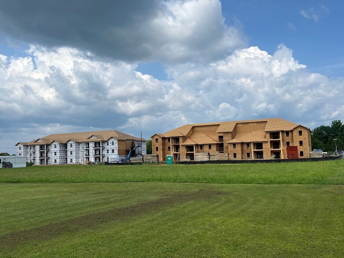 Foto del edificio - 4220 Keene Dr