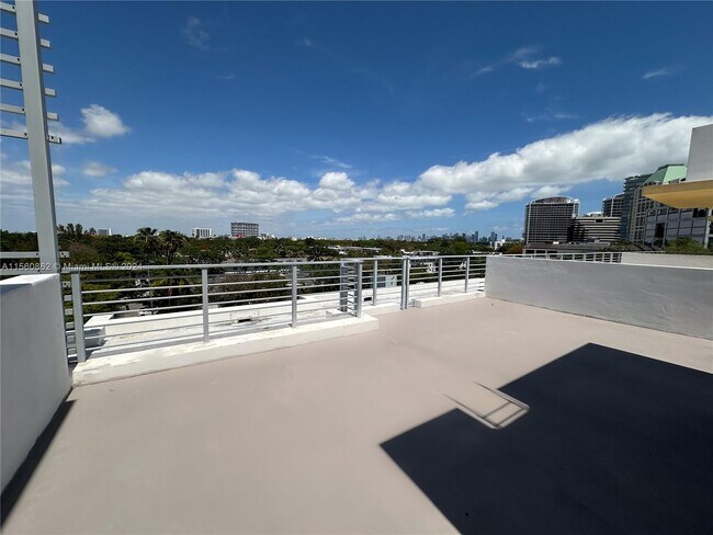 Building Photo - 3339 Virginia St