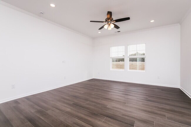 Foto del edificio - 126 Digging Time Ave