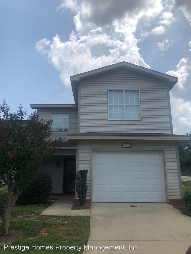 Primary Photo - 2 br, 2.5 bath House - 100 Creeke Ln