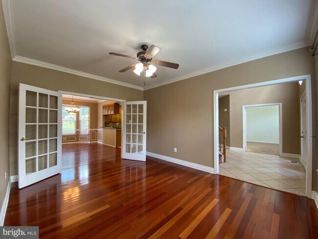 Building Photo - 15484 Ambergate Dr