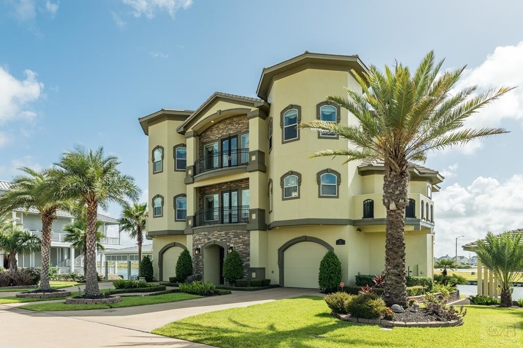 19 Marathon, Hitchcock, TX 77563 House Rental in Hitchcock, TX