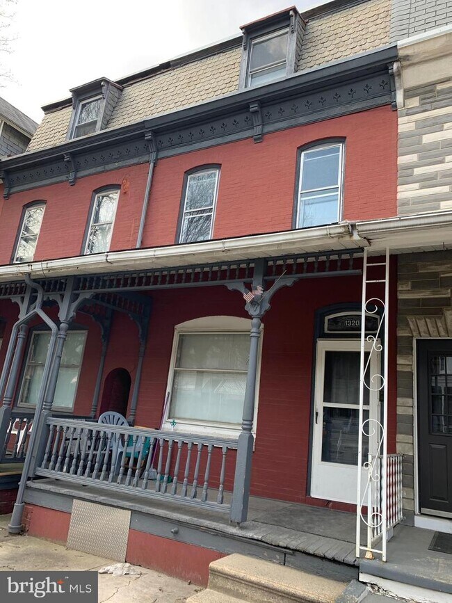 1320 N 11th St, Reading, PA 19604 Townhome Rentals in Reading PA