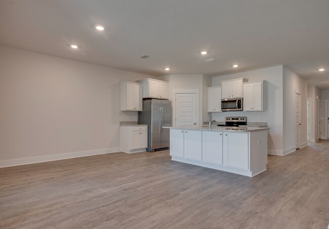 Foto del edificio - Beautiful 4-Bedroom Home - Arbor Place