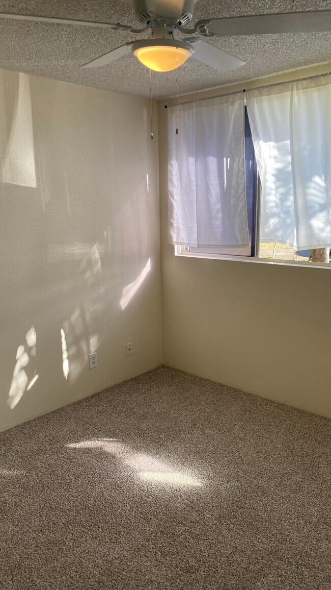 Master Bedroom corner - 95-644 Hamumu St