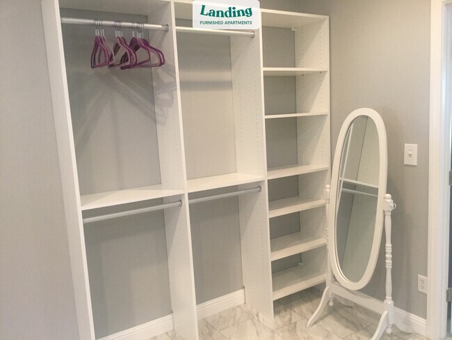 Foto del edificio - 8418 Lourenco Ln