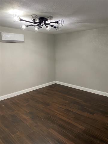 Building Photo - 3945 Country Meadows Cir