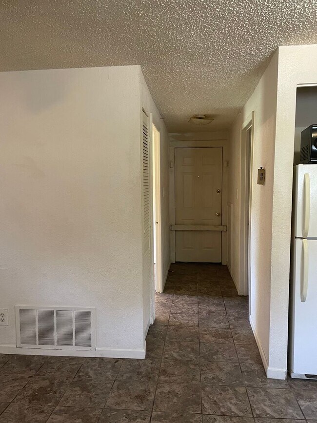 Foto del edificio - 1514 E Lowell St