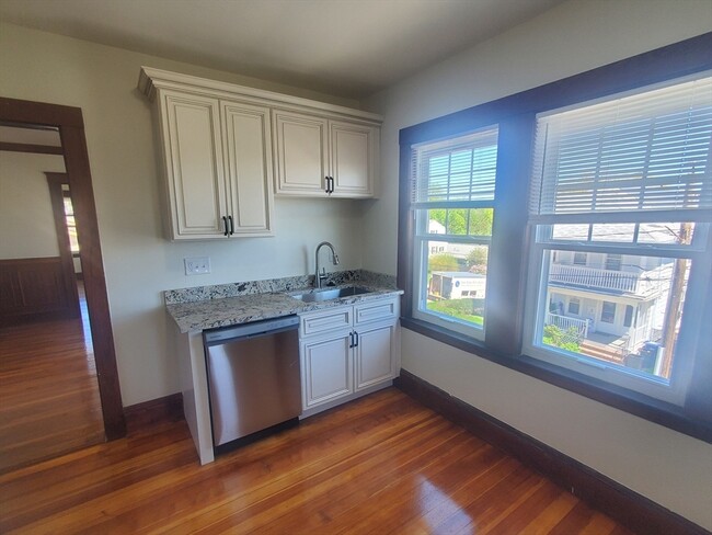 Foto del edificio - 32 Boutwell St
