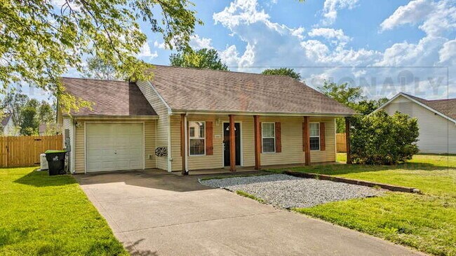 Foto del edificio - 1042 Waterford Cir