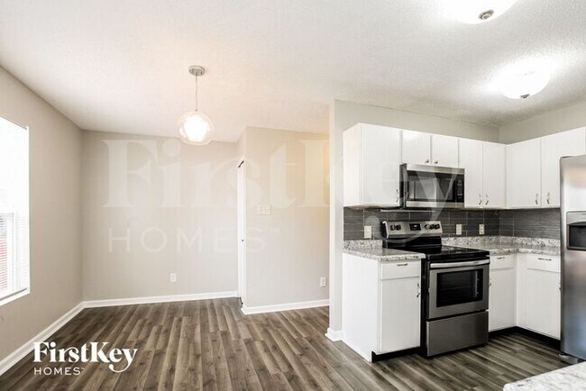 Foto del edificio - 8553 Bluff Point Way