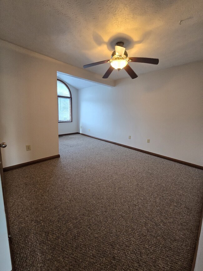 Building Photo - 6432 Jamison Way