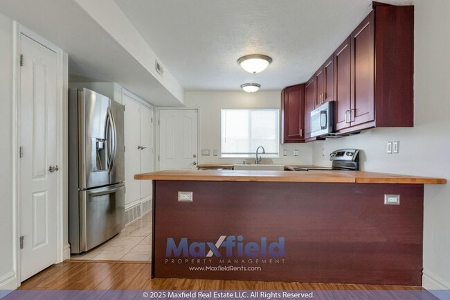 Foto del edificio - Salt Lake City - 3bd 2bth 3 Storey Home