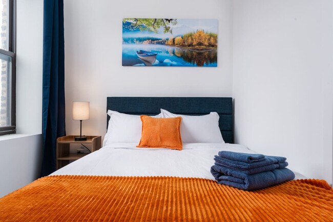 Foto del edificio - 1049 W Lawrence Ave