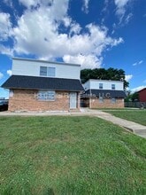 Building Photo - 420 Joseph Dr