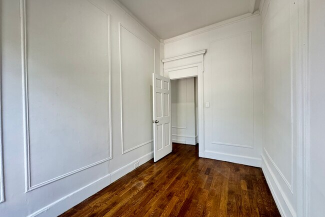 Building Photo - 2 W 130th St