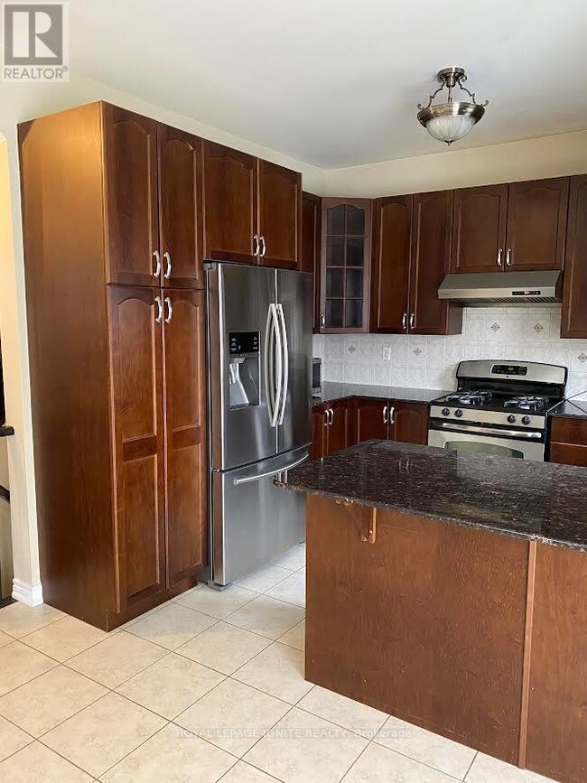 Building Photo - 43 Vanderbrink Dr