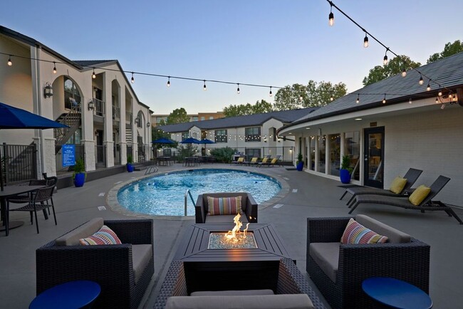 Building Photo - The Fountains Apartments