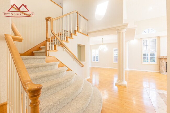 Foto del edificio - 10415 Stern Ave