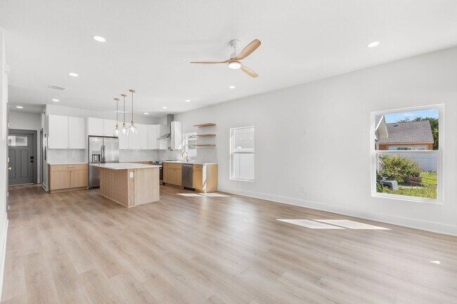 Foto del edificio - 2523 13th Ave N