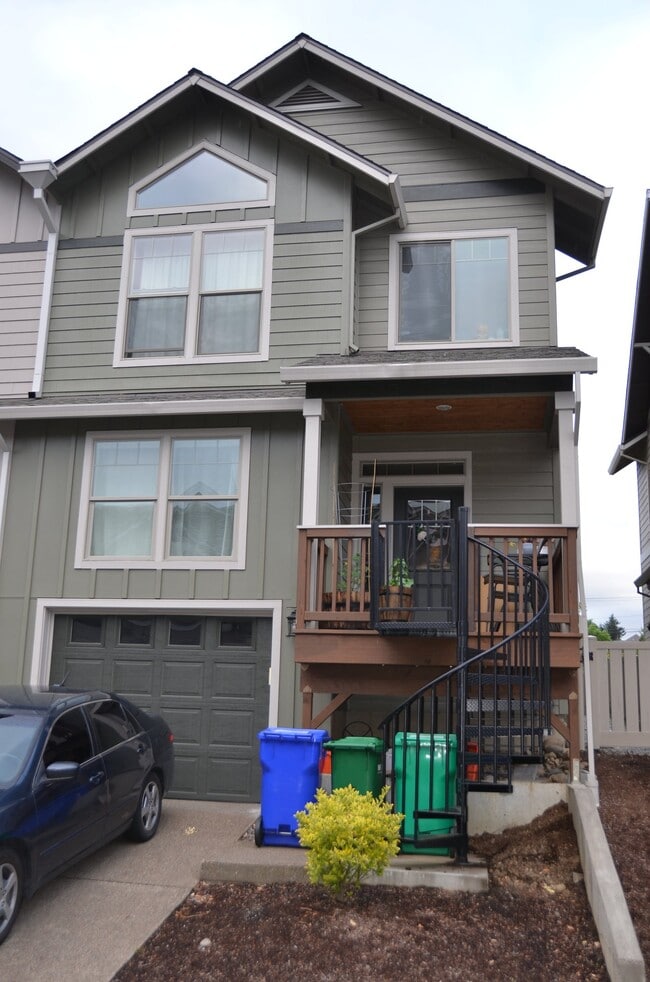 Building Photo - 16177 SE Pyrite St