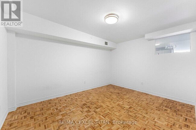 Building Photo - 1407 Dupont St