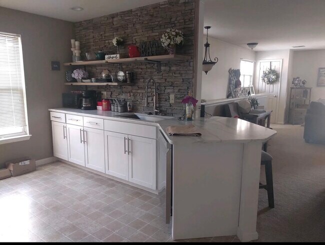 Foto del edificio - 133 Sparrow Rd