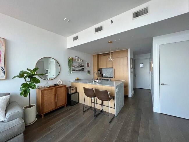 Building Photo - 1 bedroom in Brooklyn NY 11222