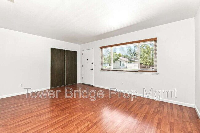 Foto del edificio - 3414 6th Ave