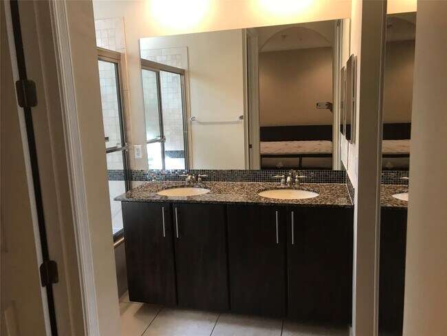 Foto del edificio - 2851 Prospect Rd