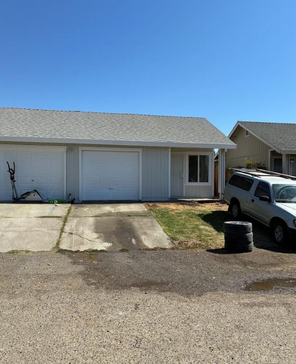 Building Photo - 7663 Jacaranda Ct