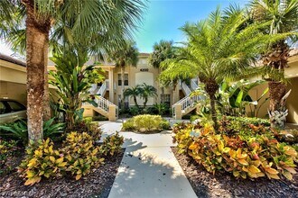 Building Photo - 4200 Sawgrass Point Dr