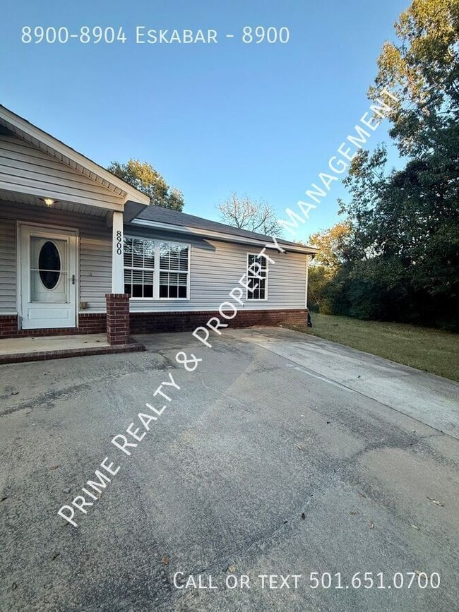 Building Photo - 8900-8904 Eskabar Dr