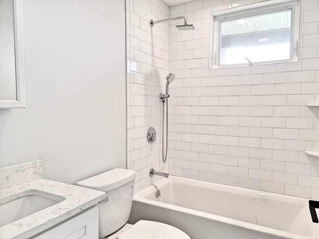 Hallway Bathroom - 3 Castlerock St