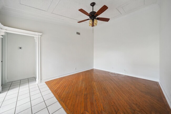 Building Photo - 3703 Waterview Cir