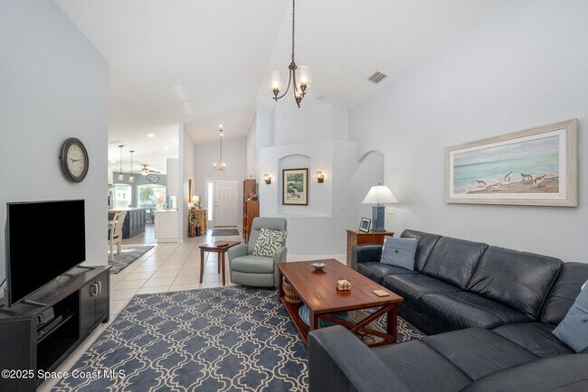 Building Photo - 1021 Indian Oaks Dr