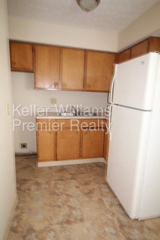 Foto del edificio - 2701 Brianlane Blvd