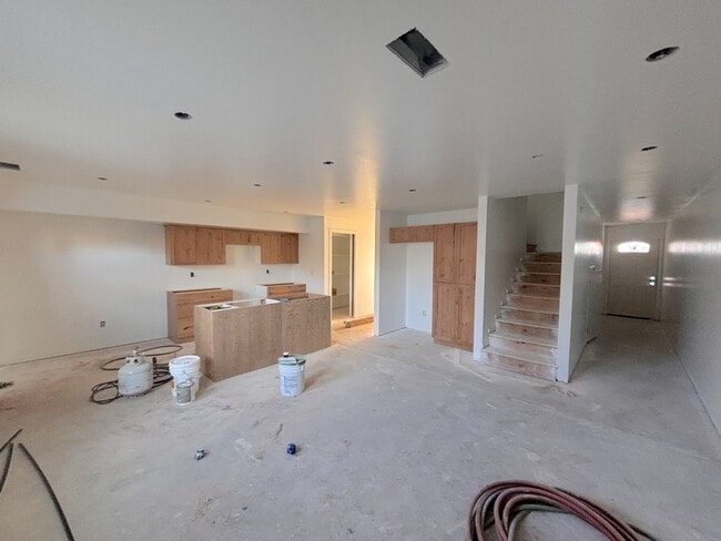 Building Photo - 361 W 400 S