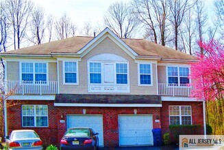 Building Photo - 256 Fountayne Ln