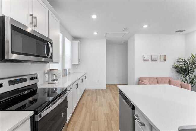 Foto del edificio - 10318 Bragg Aly