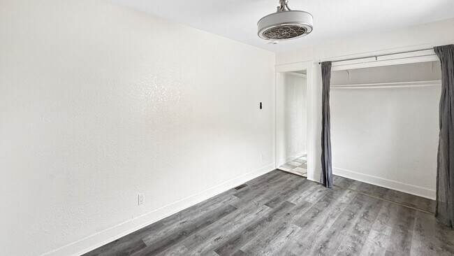 Foto del edificio - 859 47th St