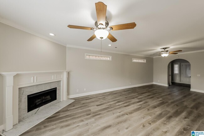 Building Photo - 1205 Riverford Dr