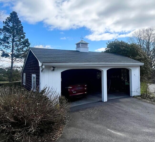 Foto del edificio - 275 McCorrie Ln