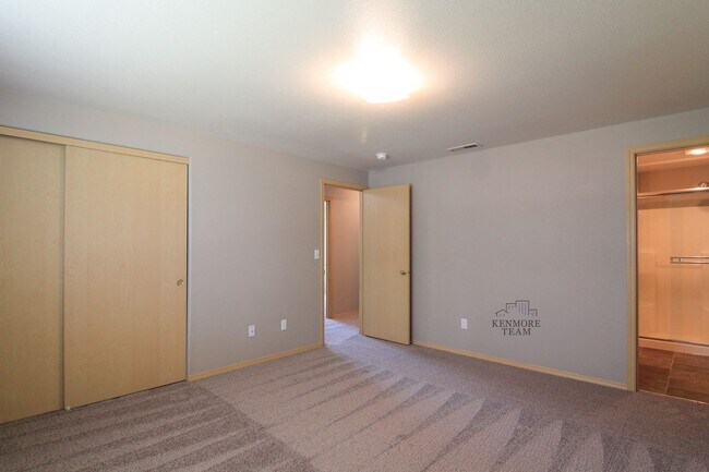Foto del edificio - 3 bedroom, 2 Bath Home in Pasco
