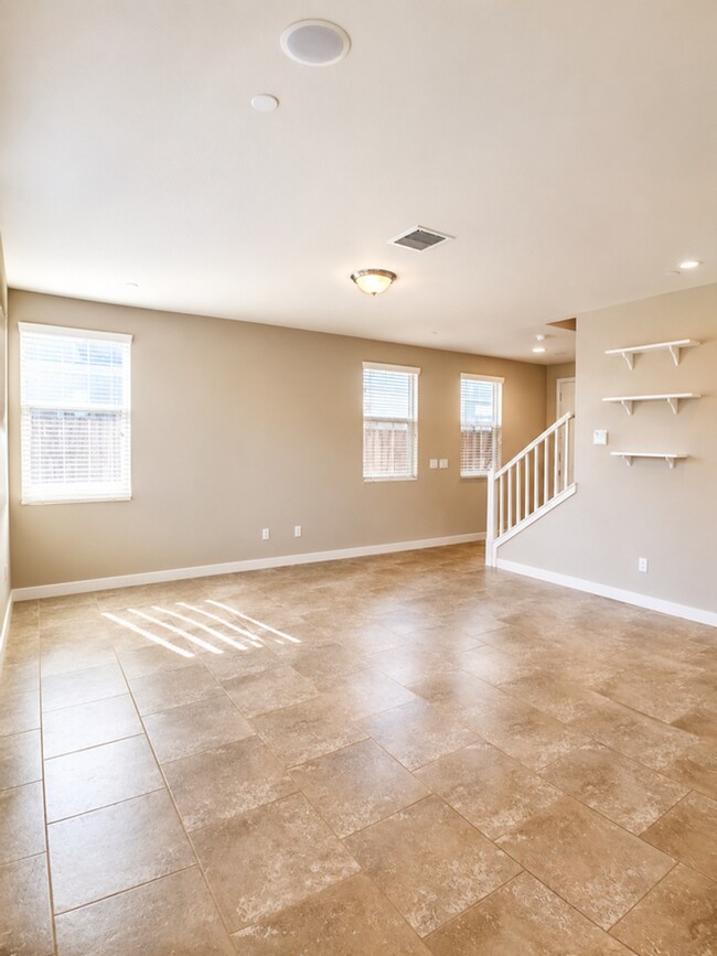 Building Photo - 3744 Magnificent Way