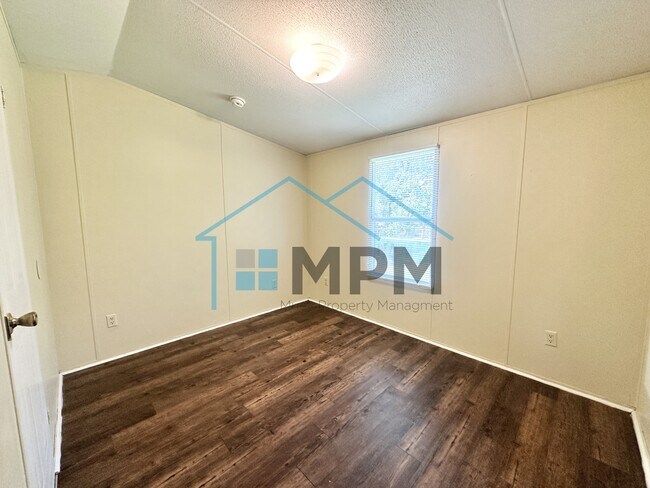 Foto del edificio - 229 Lilac St