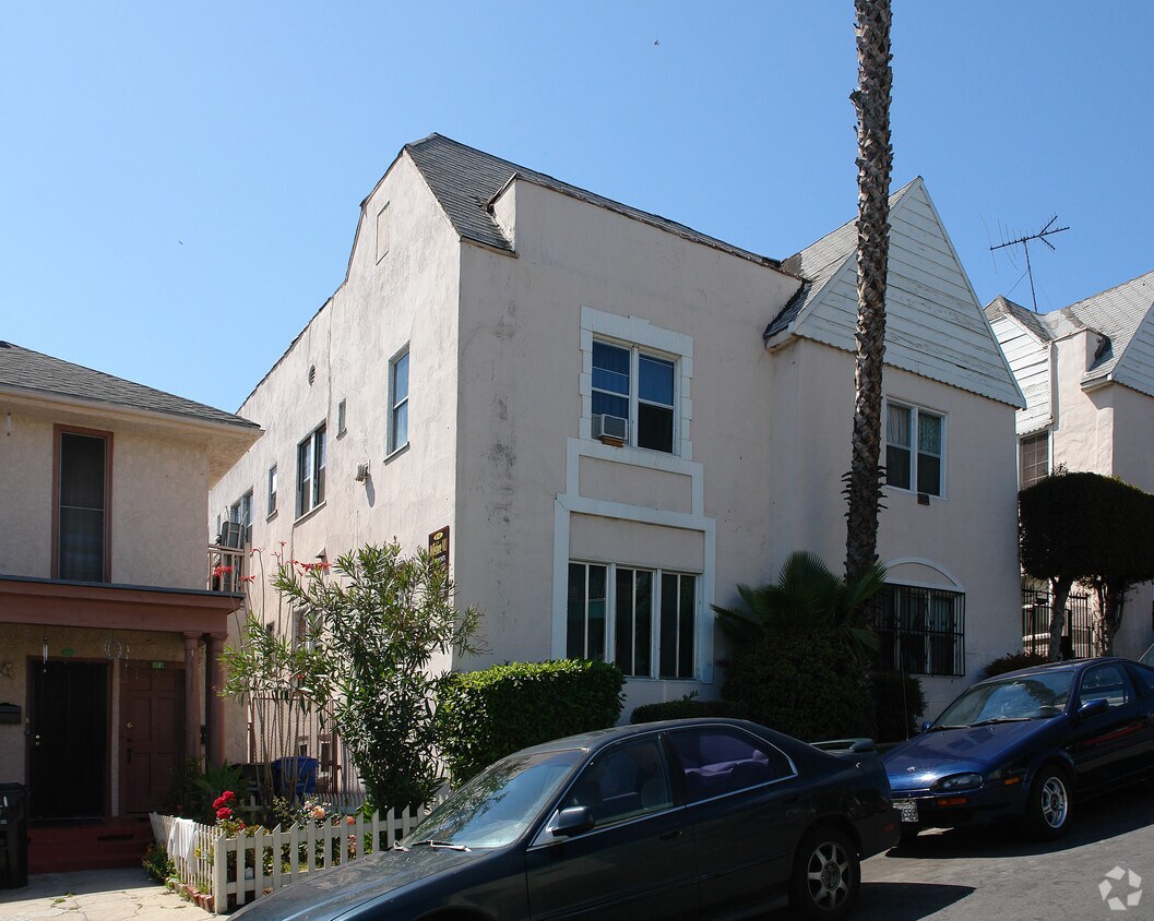 Foto del edificio - 421-427 N Ardmore Ave