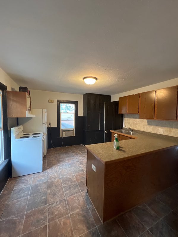 Kitchen - 220 State St