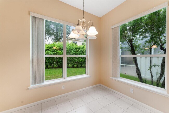 Building Photo - 8650 High Cay