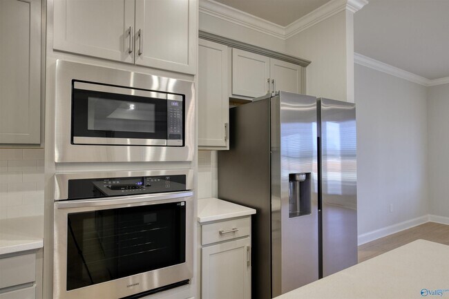 Foto del edificio - 22895 Ansley Dr